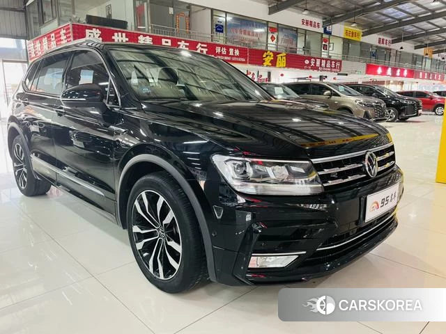 Volkswagen Tiguan L 2021 Черный из Китая, фото 2