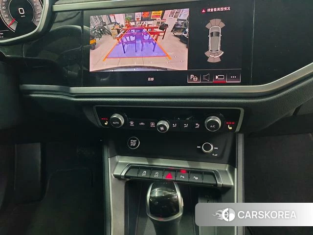 Audi Q3 2022 Темно-серый из Китая, фото 2