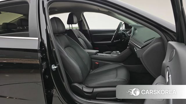 Hyundai Sonata (DN8) 2021 Черный из Кореи, фото 2