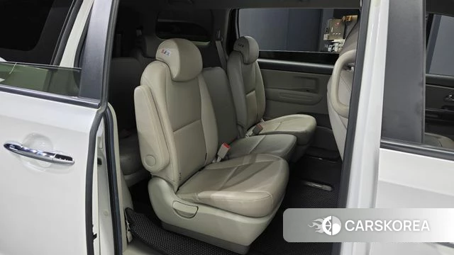 Kia The New Carnival 2019 Белый из Кореи, фото 2