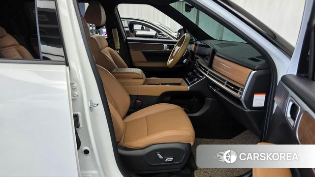 Hyundai Santa Fe (MX5) 2025 Белый из Кореи, фото 2