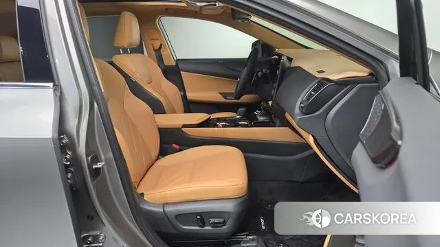 Lexus NX350h Second generation 2025 Серый из Кореи, фото 2