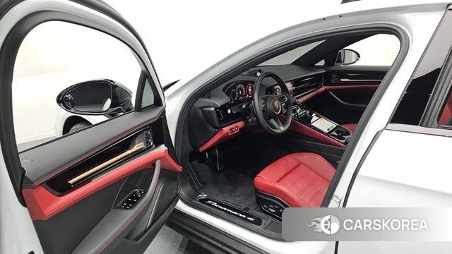 Porsche Panamera (976) 2024 Белый из Кореи, фото 2