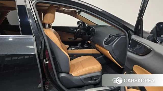 Lexus NX350h Second generation 2023 Черный из Кореи, фото 2