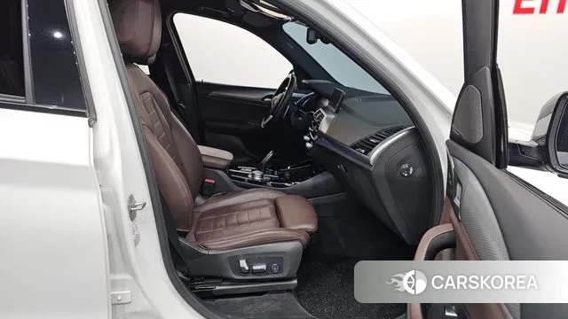 BMW X3 (G01) 2021 Белый из Кореи, фото 2