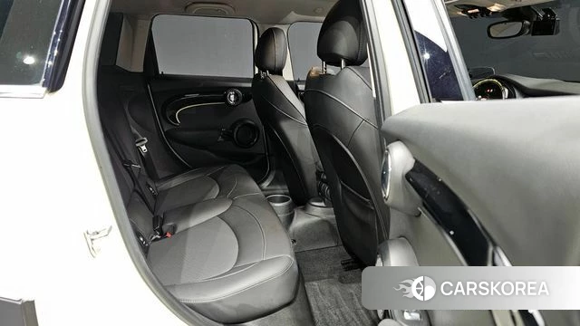 Mini Cooper S 2021 Жемчужный цвет из Кореи, фото 2