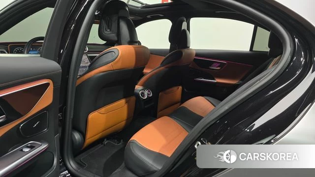 Mercedes-Benz C-Class W206 2024 Серый из Кореи, фото 2