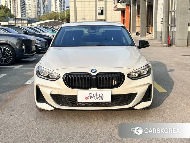 BMW 1 series 2022 Белый из Китая, фото 2