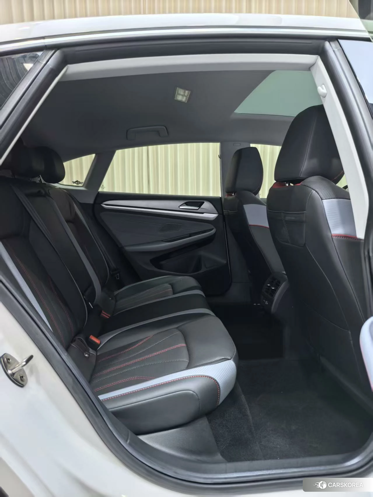 Volkswagen Lingdu 2022 Белый из Китая, фото 2