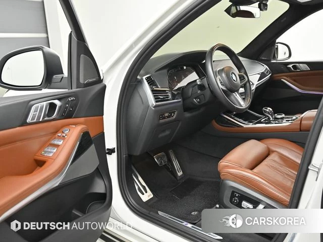 BMW X7 (G07) 2022 Белый из Кореи, фото 2