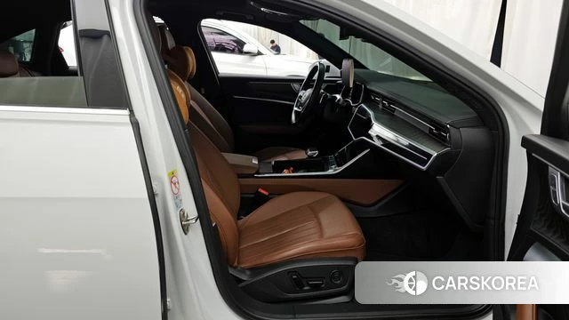 Audi A6 (C8) 2022 Белый из Кореи, фото 2