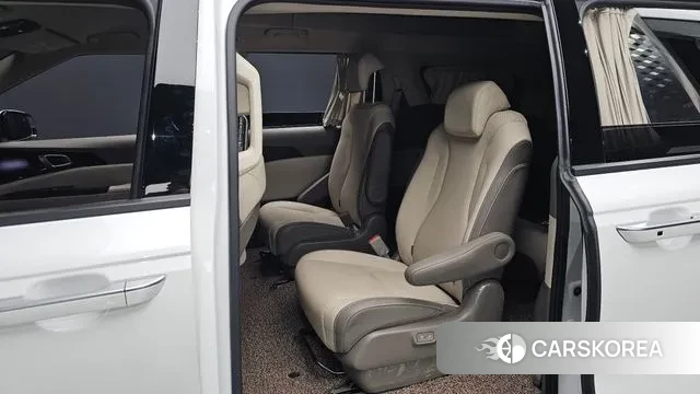Kia Carnival 4th generation 2022 Белый из Кореи, фото 2