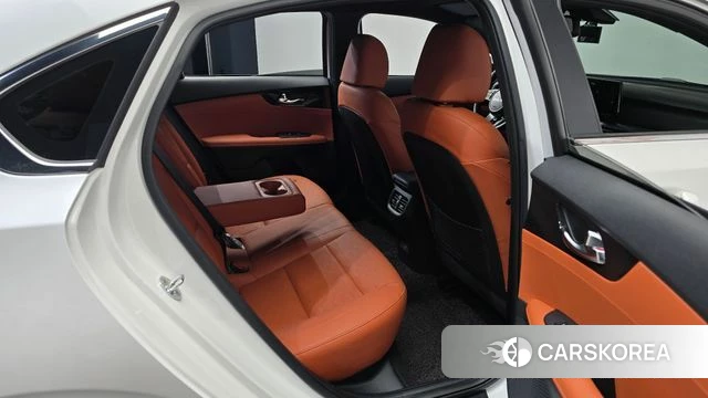 Kia The New K3 2nd generation 2021 Белый из Кореи, фото 2