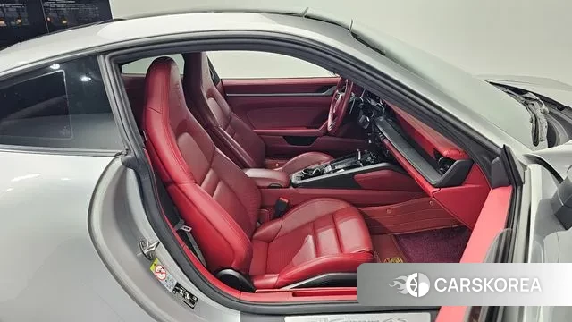 Porsche 911(992) 2020 Серебряный из Кореи, фото 2