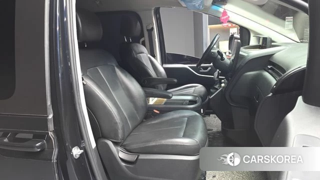 Hyundai Staria 2022 Синий из Кореи, фото 2