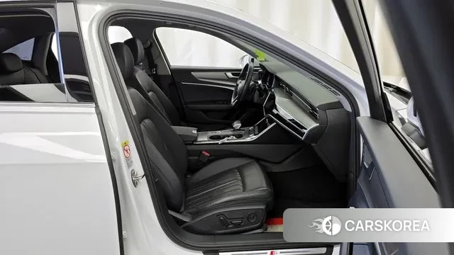 Audi A6 (C8) 2020 Белый из Кореи, фото 2