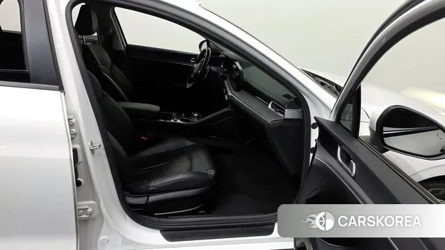 Kia K5 3rd generation 2022 Белый из Кореи, фото 2