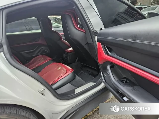 Porsche Taycan 2021 Белый из Кореи, фото 2