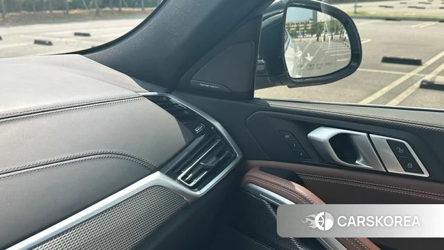BMW X6 (G06) 2021 Белый из Кореи, фото 2