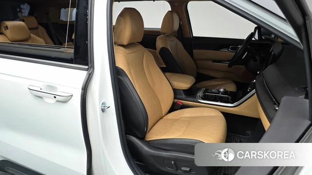 Kia Carnival 4th generation 2023 Белый из Кореи, фото 2