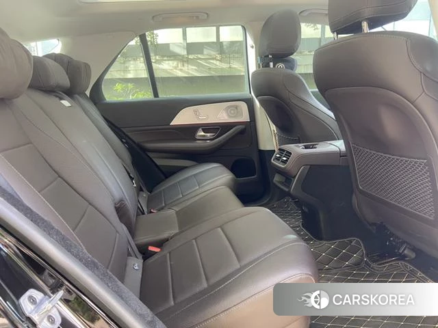 Mercedes-Benz GLE (import) 2021 Черный из Китая, фото 2