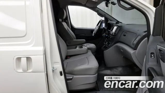 Hyundai The New Grand Starex 2021 Белый из Кореи, фото 2