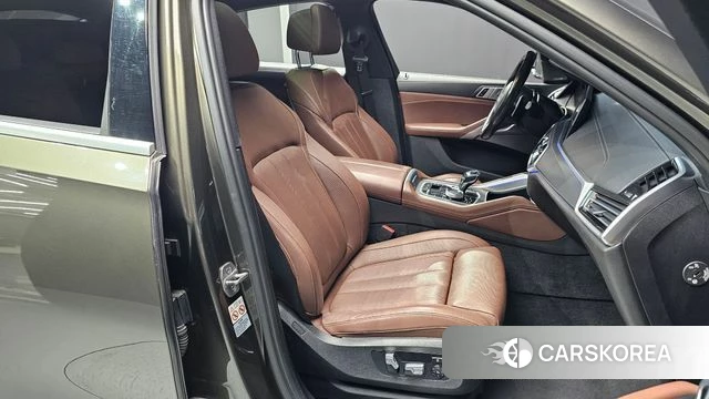 BMW X6 (G06) 2021 Цвет тростника из Кореи, фото 2