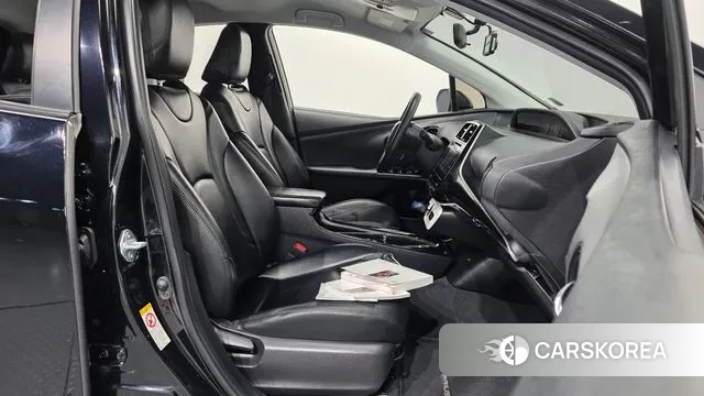 Toyota Prius 4th Generation 2018 Черный из Кореи, фото 2