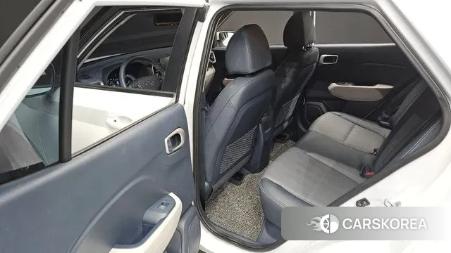 Hyundai Venue 2019 Белый из Кореи, фото 2