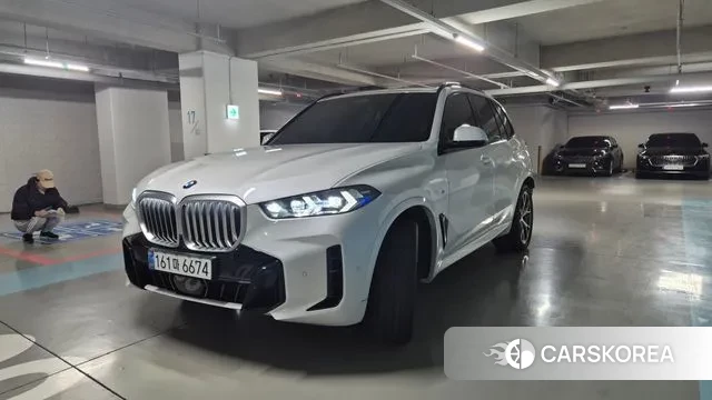 BMW X5 (G05) 2024 Белый из Кореи, фото 2