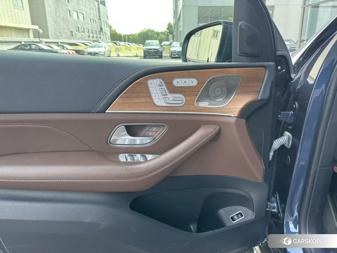 Mercedes-Benz GLS 2023 Синий из Китая, фото 2