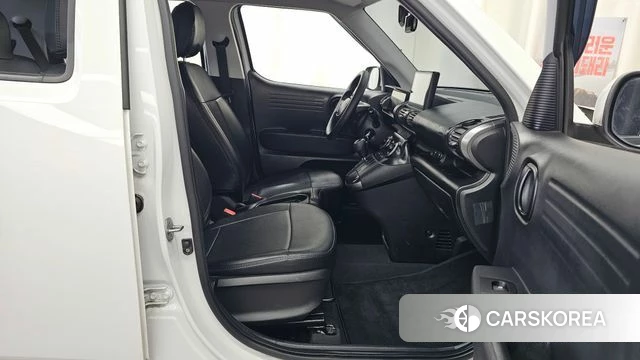 Hyundai Casper 2023 Белый из Кореи, фото 2