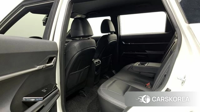 Ssangyong Torres 2023 Белый двухцветный из Кореи, фото 2