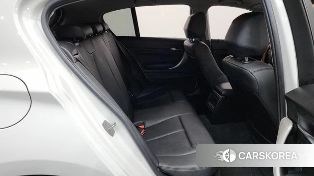 BMW 1 Series (F20) 2018 Белый из Кореи, фото 2
