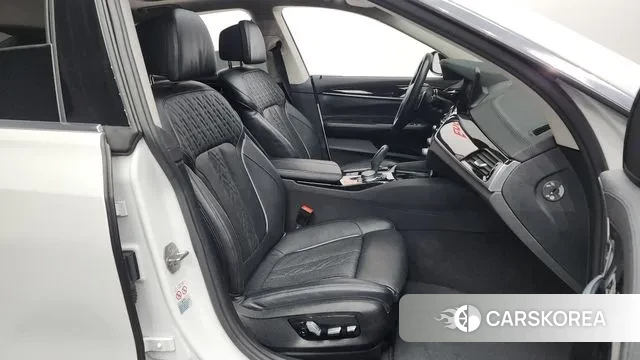 BMW 6 Series GT (G32) 2019 Белый из Кореи, фото 2