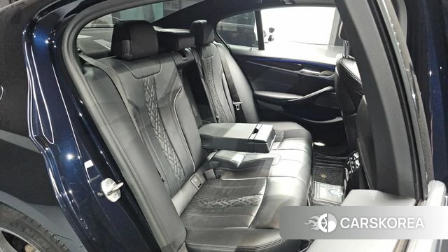 BMW 5 Series (G30) 2020 Черный из Кореи, фото 2
