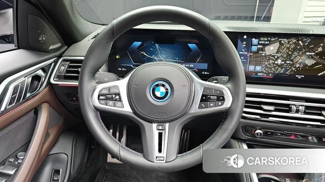 BMW i4 2022 Серебристо-серый из Кореи, фото 2