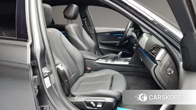 BMW 3 Series (F30) 2018 Серый из Кореи, фото 2