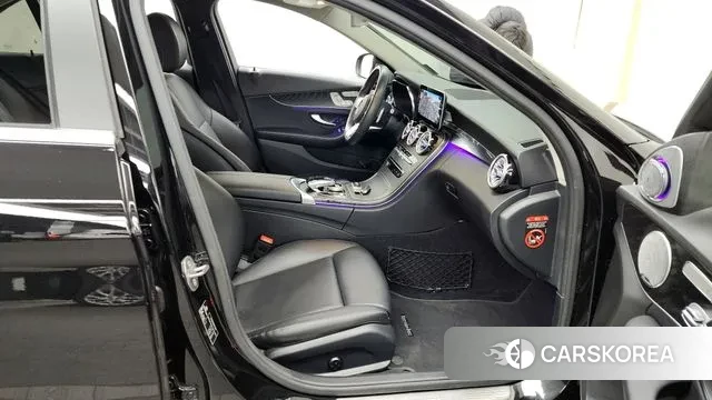 Mercedes-Benz C-Class W205 2020 Черный из Кореи, фото 2