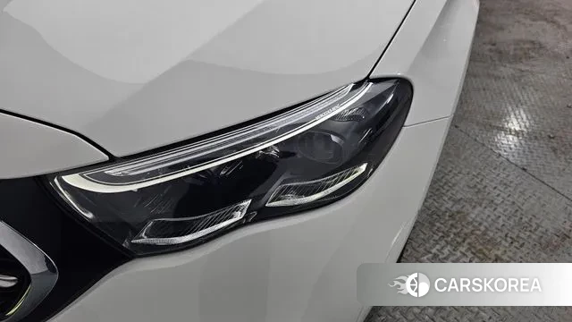 Mercedes-Benz E-Class W214 2024 Белый из Кореи, фото 2