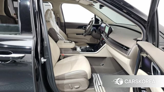 Kia Carnival 4th generation 2023 Черный из Кореи, фото 2