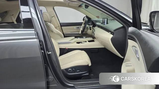 Genesis GV70 2021 Серый из Кореи, фото 2