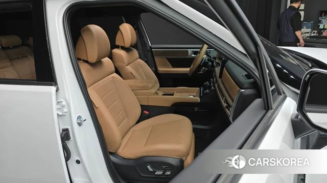 Hyundai Santa Fe (MX5) 2025 Белый из Кореи, фото 2