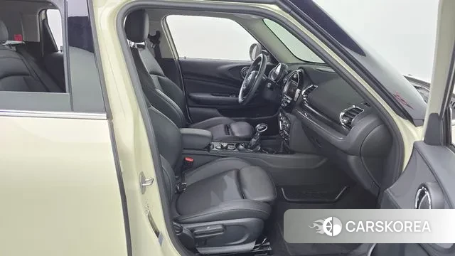 Mini Cooper Clubman 2018 Жемчужный цвет из Кореи, фото 2