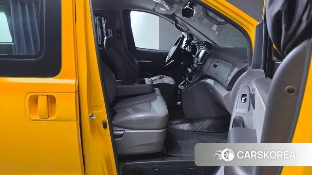 Hyundai The New Grand Starex 2019 Желтый из Кореи, фото 2