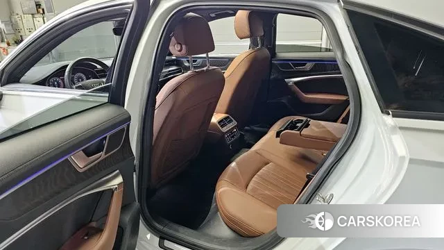 Audi A6 (C8) 2020 Белый из Кореи, фото 2