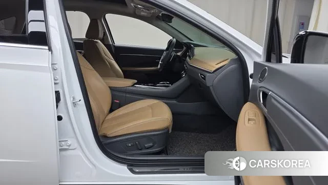 Hyundai Sonata (DN8) 2019 Белый из Кореи, фото 2