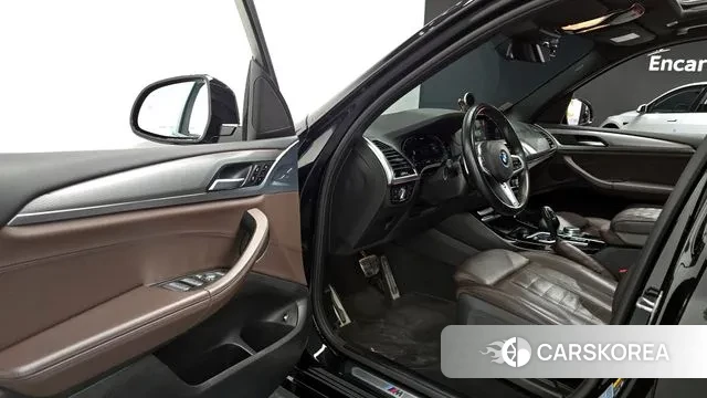 BMW X3 (G01) 2021 Черный из Кореи, фото 2