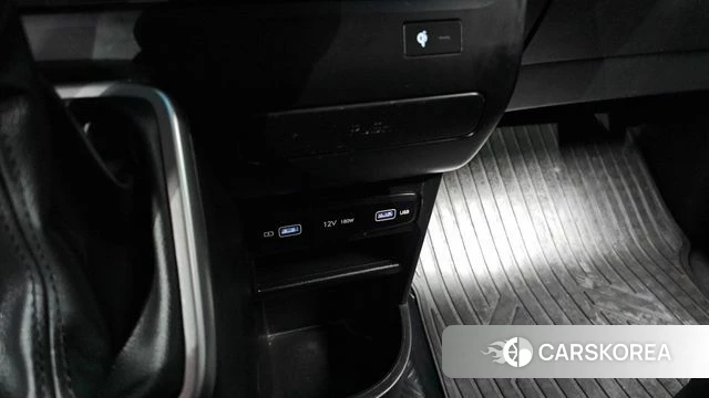 Hyundai Staria 2023 Синий из Кореи, фото 2