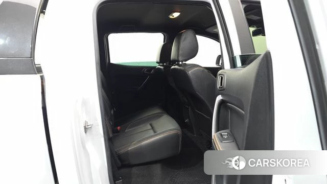 Ford Ranger 3rd Generation 2022 Белый из Кореи, фото 2
